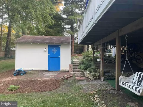 Exterior - 5 Roseneath Ct, Olney, MD 20832 photo 8 of 15