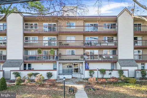 10320 Westlake Dr #E409, Bethesda, MD 20817