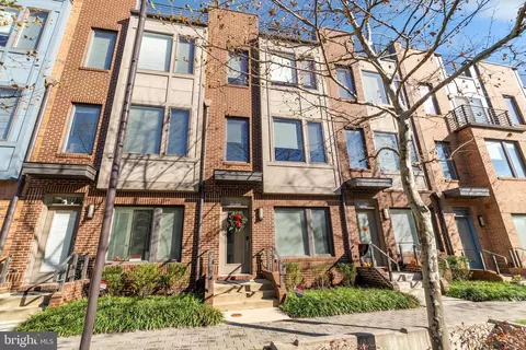16313 Decker Pl, Derwood, MD 20855