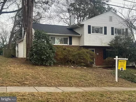 8607 Lanier Dr, Silver Spring, MD 20910 photo 5