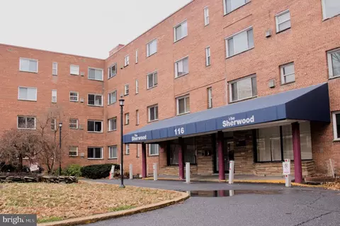 116 Lee Ave #108, Takoma Park, MD 20912