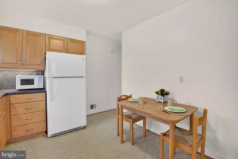 10704 Jamaica Dr, Silver Spring, MD 20902 photo 9