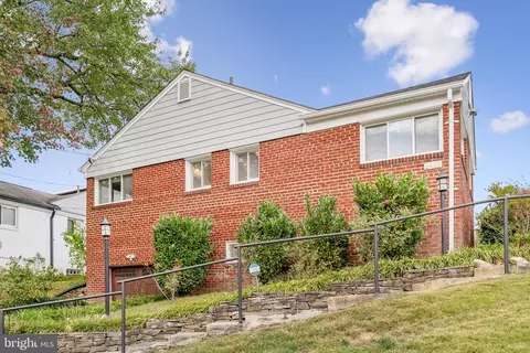 Exterior - 2403 Colston Dr, Silver Spring, MD 20910 photo 5 of 6