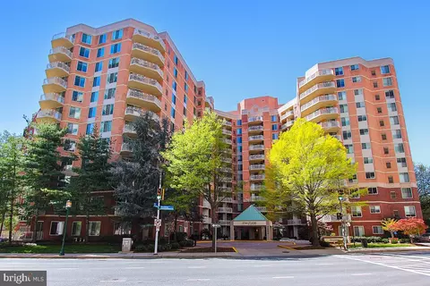 7500 Woodmont Ave #S1016, Bethesda, MD 20814