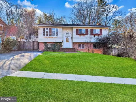 4820 Eades St, Rockville, MD 20853