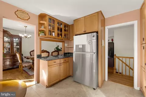 1513 Menlee Dr, Silver Spring, MD 20904 photo 8