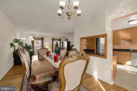 1513 Menlee Dr, Silver Spring, MD 20904 photo 5