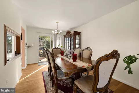 1513 Menlee Dr, Silver Spring, MD 20904 photo 7