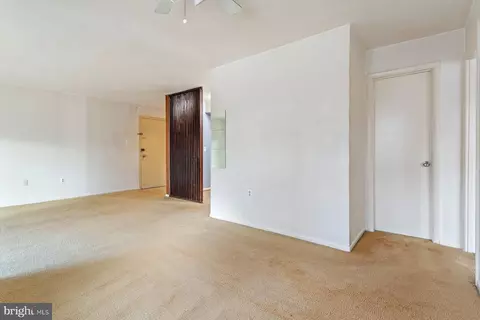2305 Greenery Ln #T-4-3, Silver Spring, MD 20906 photo 13