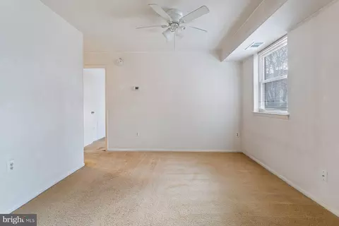 2305 Greenery Ln #T-4-3, Silver Spring, MD 20906 photo 9