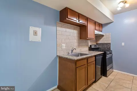 2305 Greenery Ln #T-4-3, Silver Spring, MD 20906 photo 16