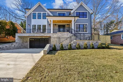 7904 Rocton Ave, Chevy Chase, MD 20815