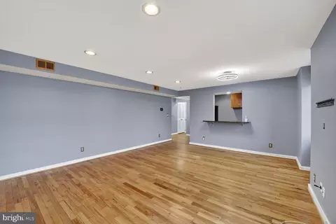 2248 Washington Ave #101, Silver Spring, MD 20910 photo 9