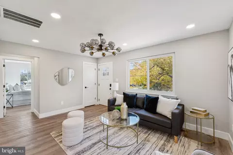 10101 Greeley Ave, Silver Spring, MD 20902 photo 3
