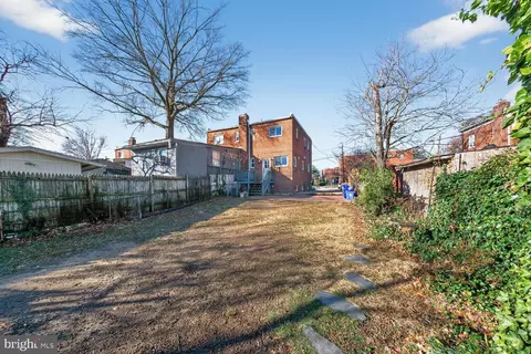 Exterior - 8611 Carroll Ave, Silver Spring, MD 20903 photo 1 of 3