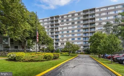 4977 Battery Ln #1-418, Bethesda, MD 20814