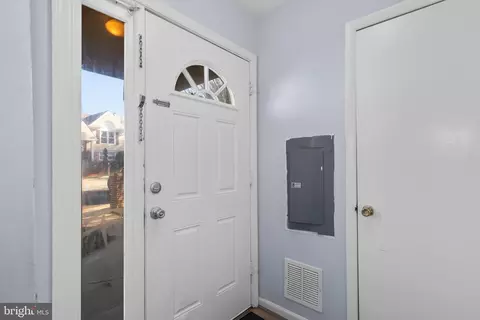 Entry Way - 13137 Broadmore Rd, Silver Spring, MD 20904 photo 1 of 3