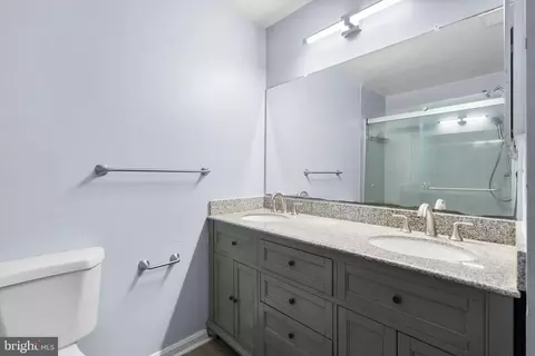 Bath - 13137 Broadmore Rd, Silver Spring, MD 20904 photo 2 of 2