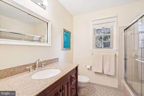 15417 Aylesbury St, Silver Spring, MD 20905 photo 30