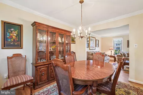 15417 Aylesbury St, Silver Spring, MD 20905 photo 8