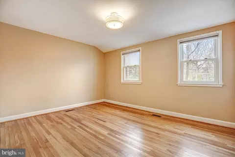 Bedroom - 8629 Geren Rd #29-3, Silver Spring, MD 20901 photo 5 of 6