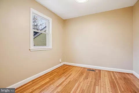 Bedroom - 8629 Geren Rd #29-3, Silver Spring, MD 20901 photo 3 of 6