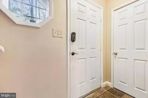Entry Way - 8629 Geren Rd #29-3, Silver Spring, MD 20901 photo 1 of 5