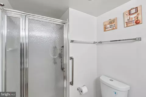 15100 Interlachen Dr #4-201, Silver Spring, MD 20906 photo 20