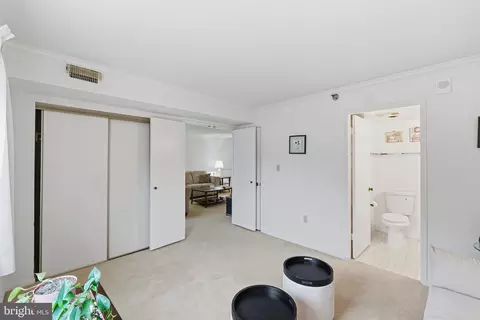 15100 Interlachen Dr #4-201, Silver Spring, MD 20906 photo 18