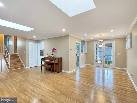 2408 Lillian Dr, Silver Spring, MD 20902