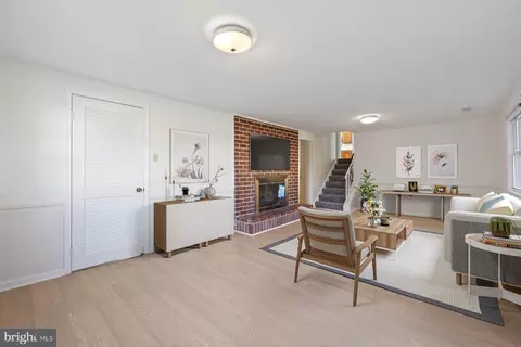 Living - 3151 Castleleigh Rd, Silver Spring, MD 20904 photo 7 of 9