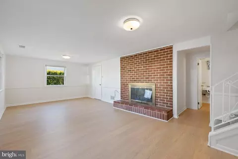Living - 3151 Castleleigh Rd, Silver Spring, MD 20904 photo 9 of 9