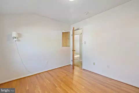 Bedroom - 3151 Castleleigh Rd, Silver Spring, MD 20904 photo 2 of 6