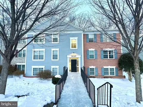 20249 Shipley Ter #102-5C, Germantown, MD 20874