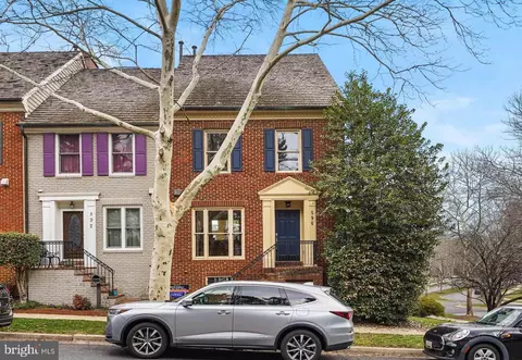 596 Chestertown St, Gaithersburg, MD 20878