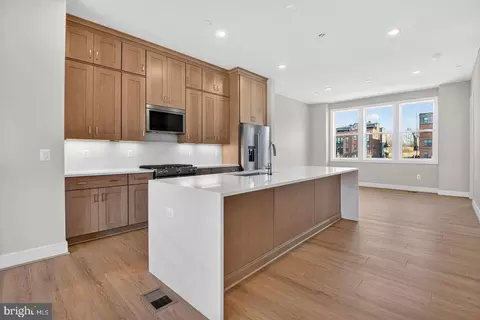 11902 Northpark Dr, North Bethesda, MD 20852