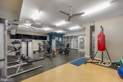 1320 Fenwick Ln #7, Silver Spring, MD 20910 photo 23
