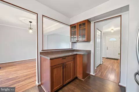 17524 Longview Ln, Olney, MD 20832 photo 13