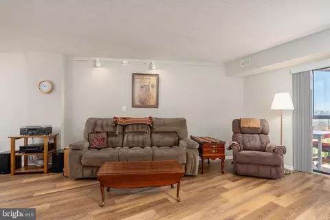 15101 Interlachen Dr #1-612, Silver Spring, MD 20906 photo 17