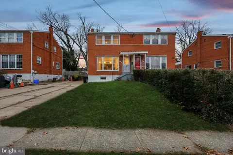 3407 Floral St, Silver Spring, MD 20902 photo 2