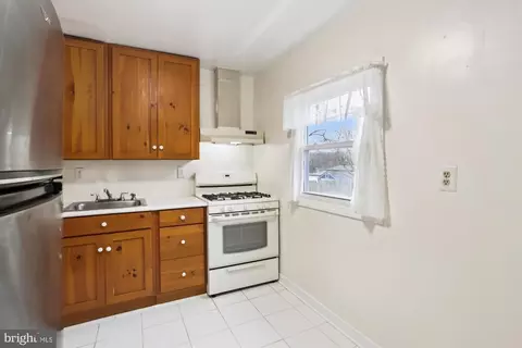 12317 Middle Rd, Silver Spring, MD 20906 photo 6