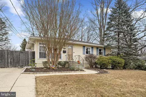 13401 Tangier Pl, Rockville, MD 20853
