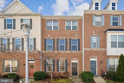 3502 Woodlake Dr #38, Silver Spring, MD 20904