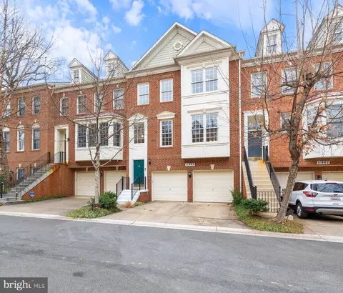 11909 Grey Hollow Ct #78, Rockville, MD 20852