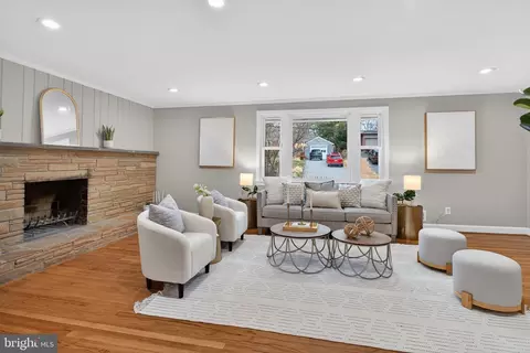 Living - 413 Southwest Dr, Silver Spring, MD 20901 photo 3 of 6