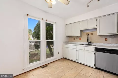 639 Concerto Ln, Silver Spring, MD 20901 photo 16