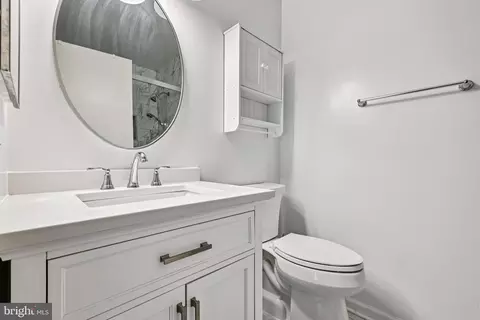Bath - 15310 Pine Orchard Dr #84-1B, Silver Spring, MD 20906 photo 1 of 2
