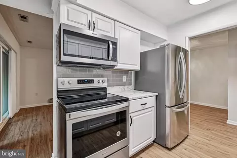 Kitchen - 15310 Pine Orchard Dr #84-1B, Silver Spring, MD 20906 photo 1 of 2