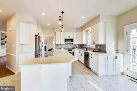 Kitchen - 9200 Linden Grove Ct, Silver Spring, MD 20910 photo 1 of 7