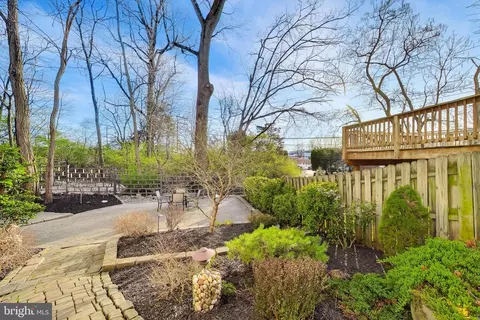 Exterior - 9200 Linden Grove Ct, Silver Spring, MD 20910 photo 17 of 20